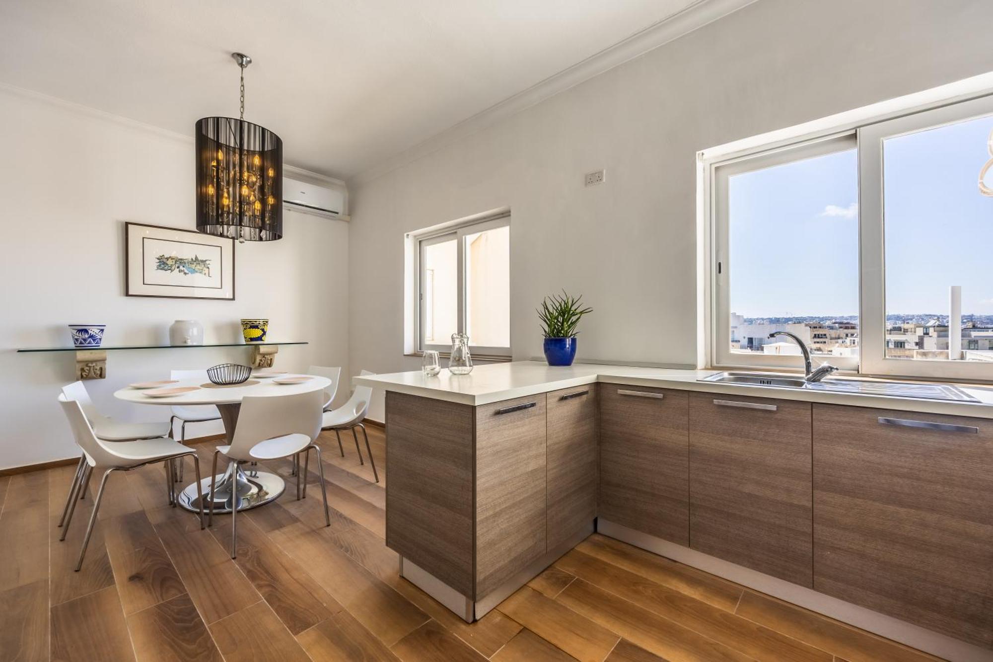 スリーマStunning - Seaview Penthouse 3-Bed + Parkingアパートメント エクステリア 写真